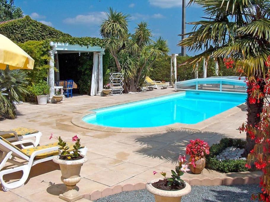 Villa Grand Communal, Piscine, 18Km De Bordeaux Ludon-Médoc Exteriör bild